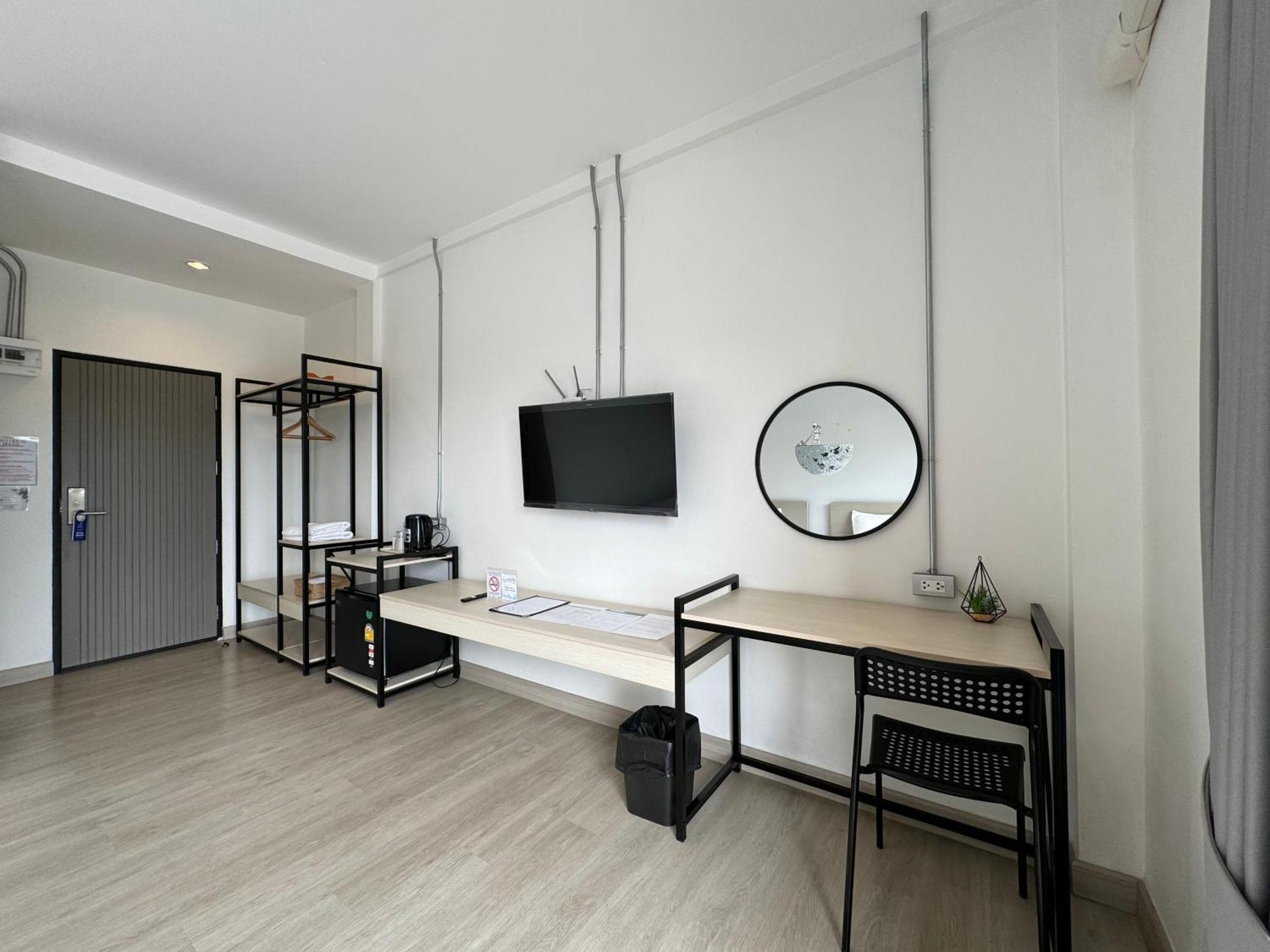 Luka House Hotel Ban Lam Luk Ka Ngoại thất bức ảnh