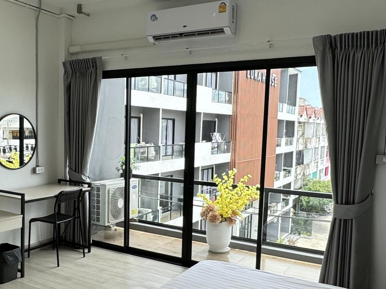 Luka House Hotel Ban Lam Luk Ka Ngoại thất bức ảnh