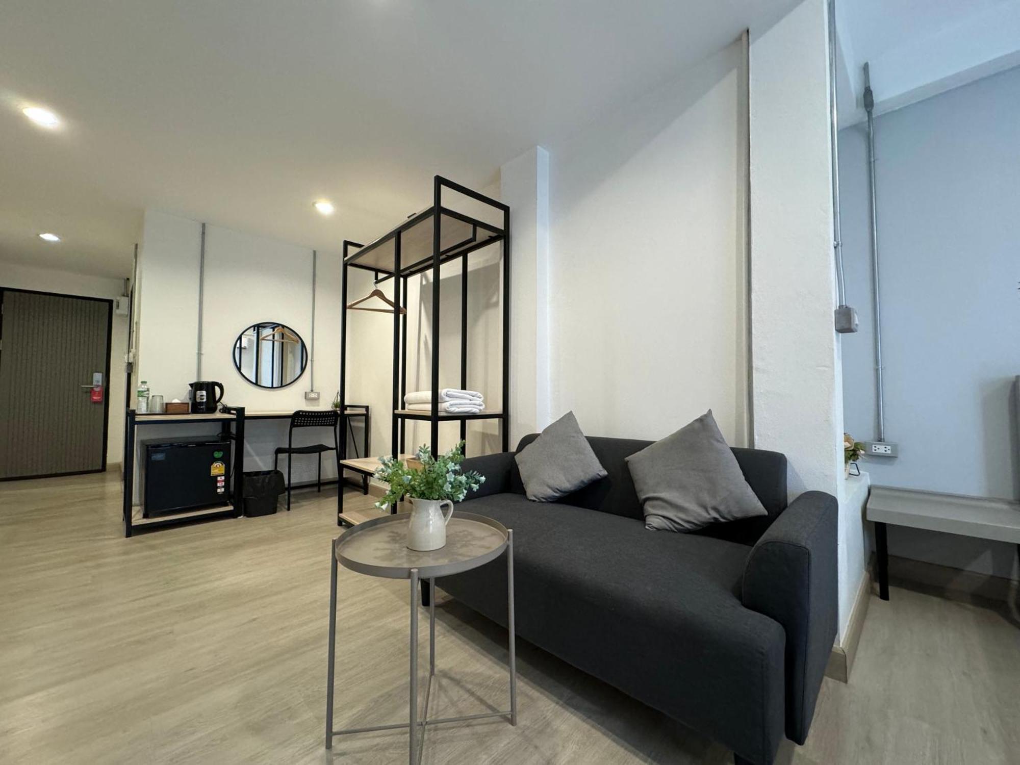 Luka House Hotel Ban Lam Luk Ka Ngoại thất bức ảnh