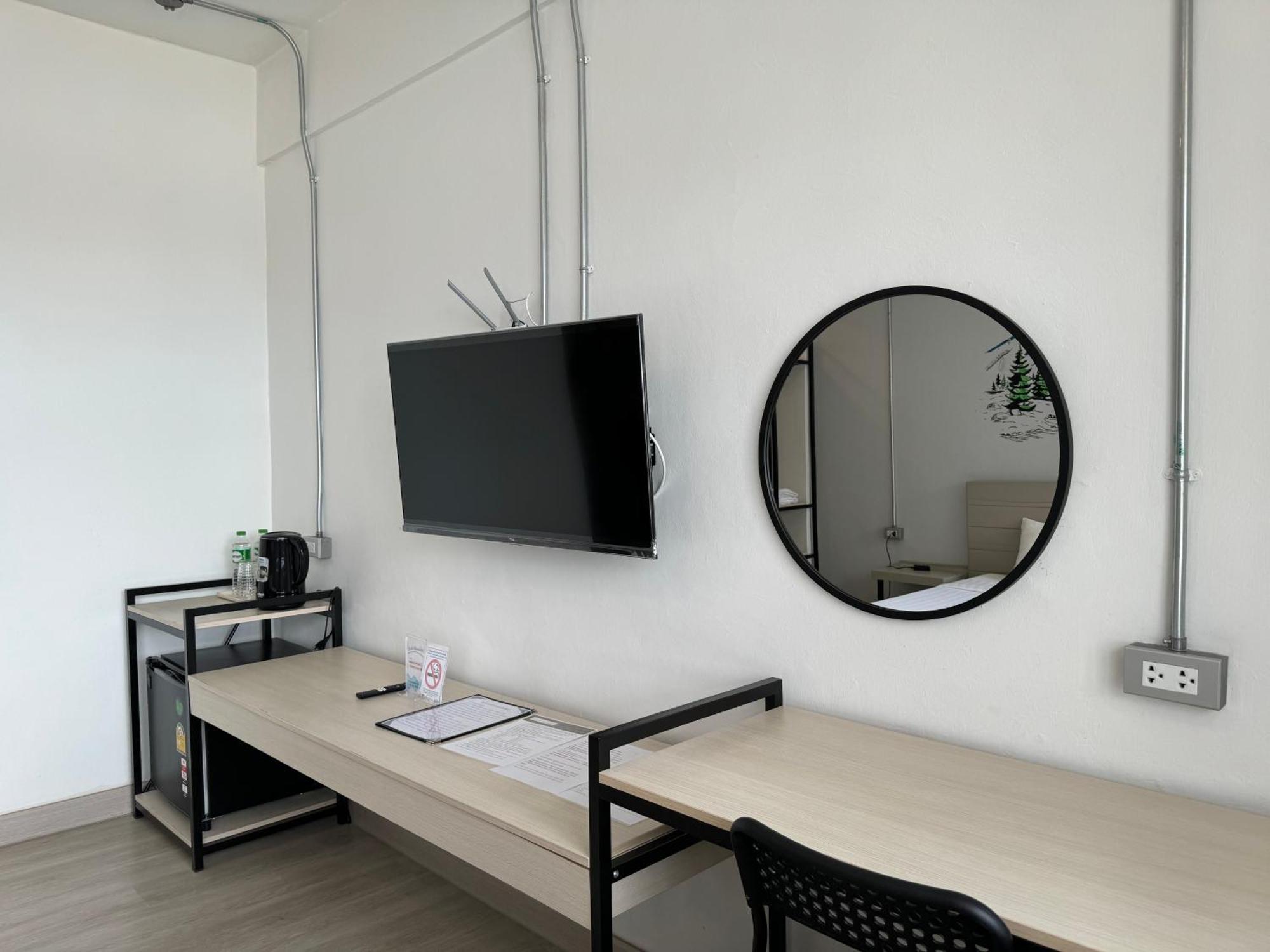 Luka House Hotel Ban Lam Luk Ka Ngoại thất bức ảnh